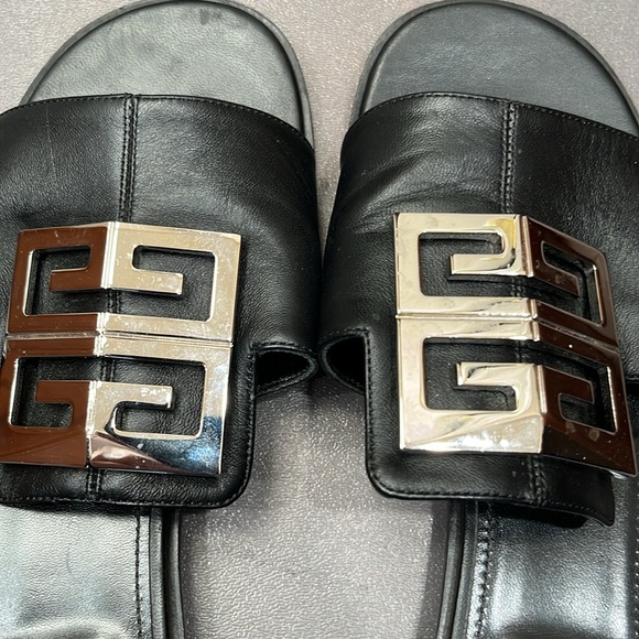 Givenchy Leather slides